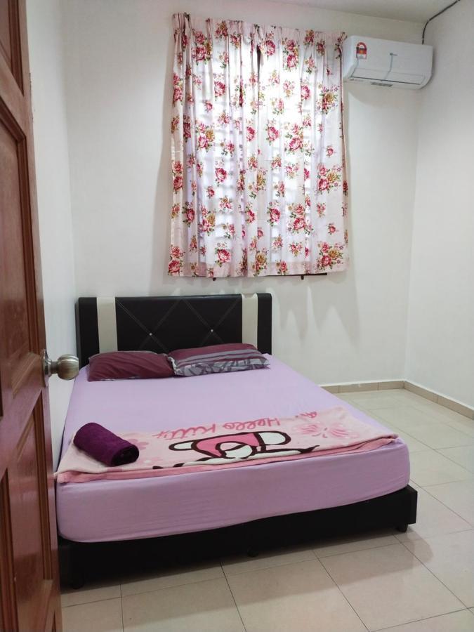 Assyifa Homestay Дунгун Екстериор снимка